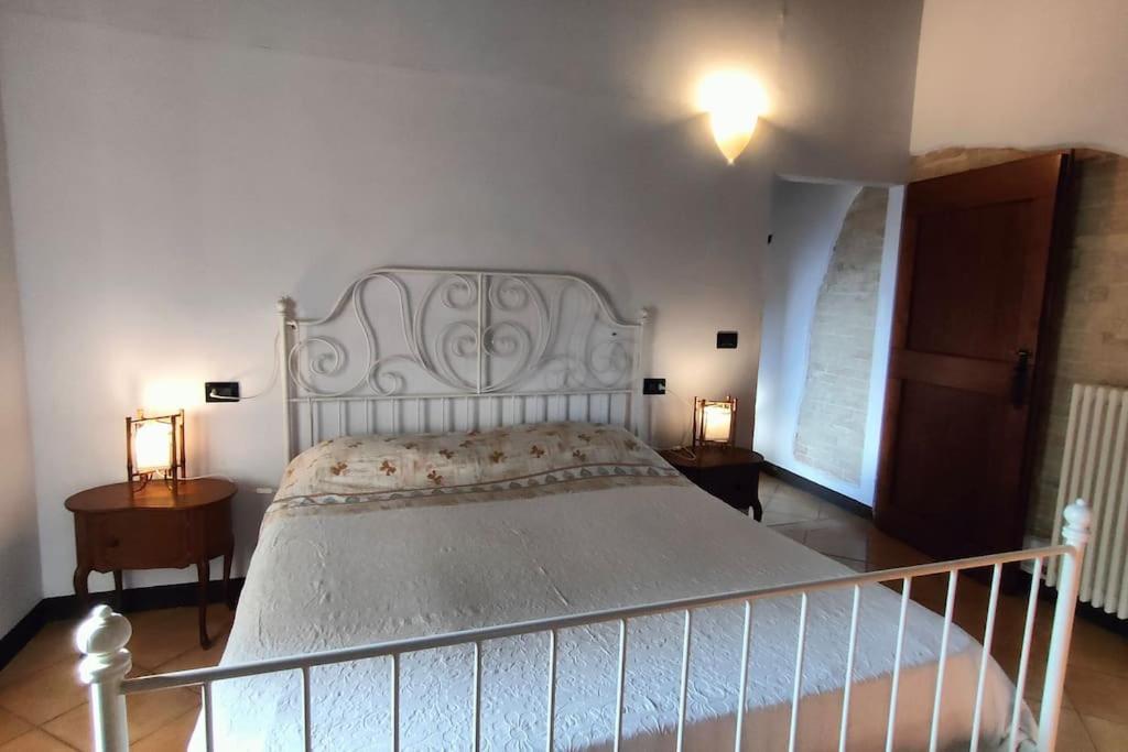Villa Casale San Teodoro - Mondaino Rn Extérieur photo